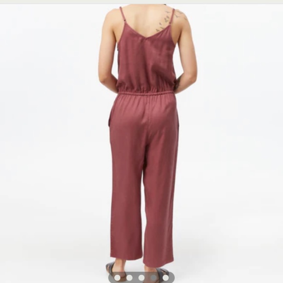 Tentree breeze jumpsuit, small, NWT - Picture 2 of 8